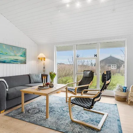 2 Bedroom Lovely In Rudkobing Feriehus *